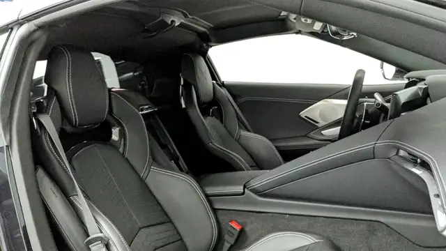 2024 Chevrolet Corvette 2LT - Photo 38
