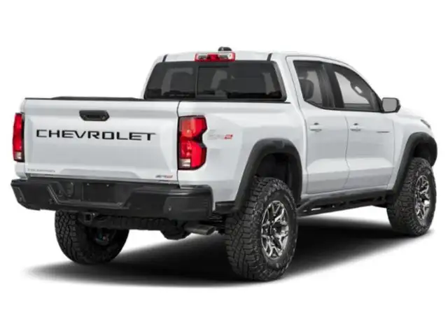 2026 Chevrolet Colorado 4WD ZR2 - Photo 2