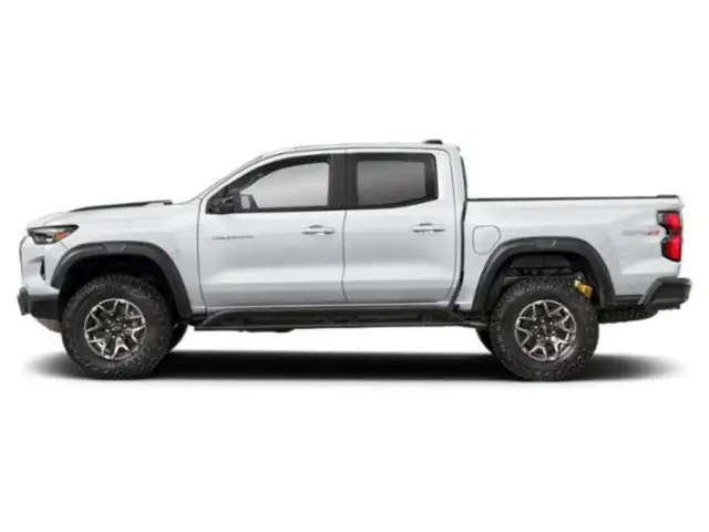2026 Chevrolet Colorado 4WD ZR2 - Photo 3
