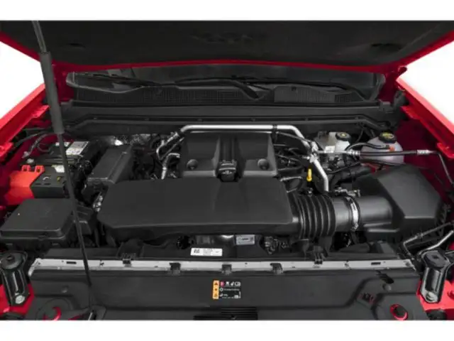 2026 Chevrolet Colorado 4WD ZR2 - Photo 8