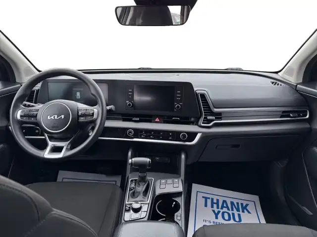 2024 Kia Sportage LX - Photo 12