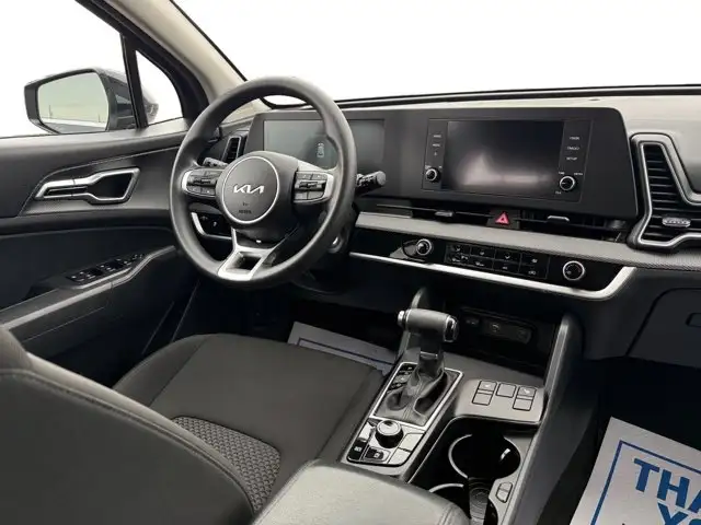 2024 Kia Sportage LX - Photo 13