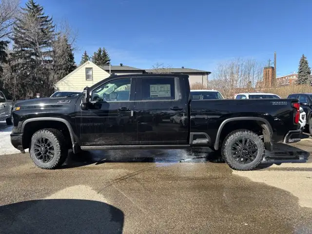 2026 Chevrolet Silverado 3500HD LTZ - Photo 2