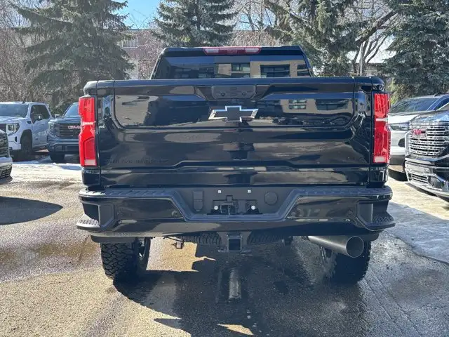 2026 Chevrolet Silverado 3500HD LTZ - Photo 4