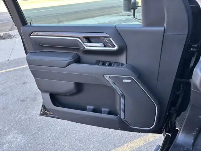 2026 Chevrolet Silverado 3500HD LTZ - Photo 7