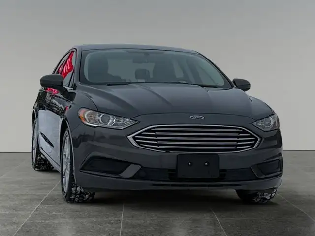 2017 Ford Fusion SE - Photo 9