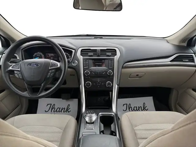 2017 Ford Fusion SE - Photo 12