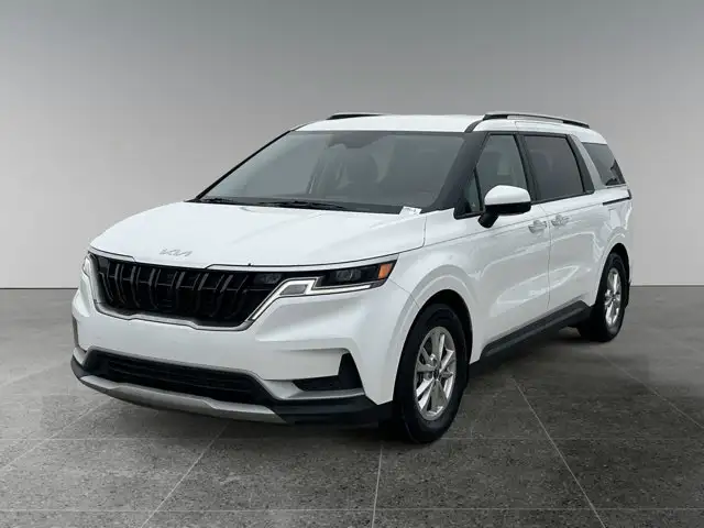 2024 Kia Carnival LX / FWD