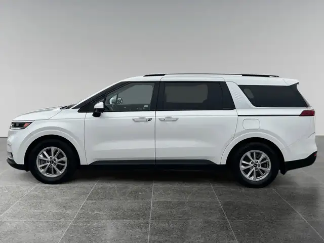 2024 Kia Carnival LX / FWD - Photo 2