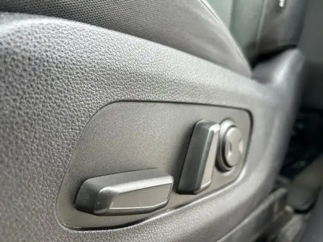 2024 Kia Carnival LX / FWD - Photo 13