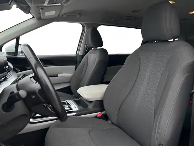2024 Kia Carnival LX / FWD - Photo 14