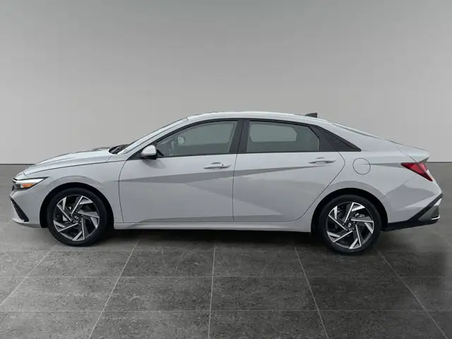2025 Hyundai Elantra Preferred / FWD - Photo 2