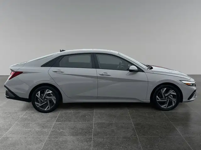 2025 Hyundai Elantra Preferred / FWD - Photo 8