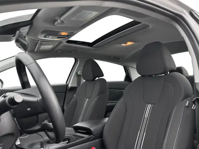 2025 Hyundai Elantra Preferred / FWD - Photo 13