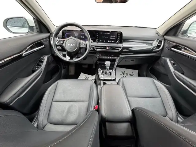 2025 Kia Seltos EX - Photo 12