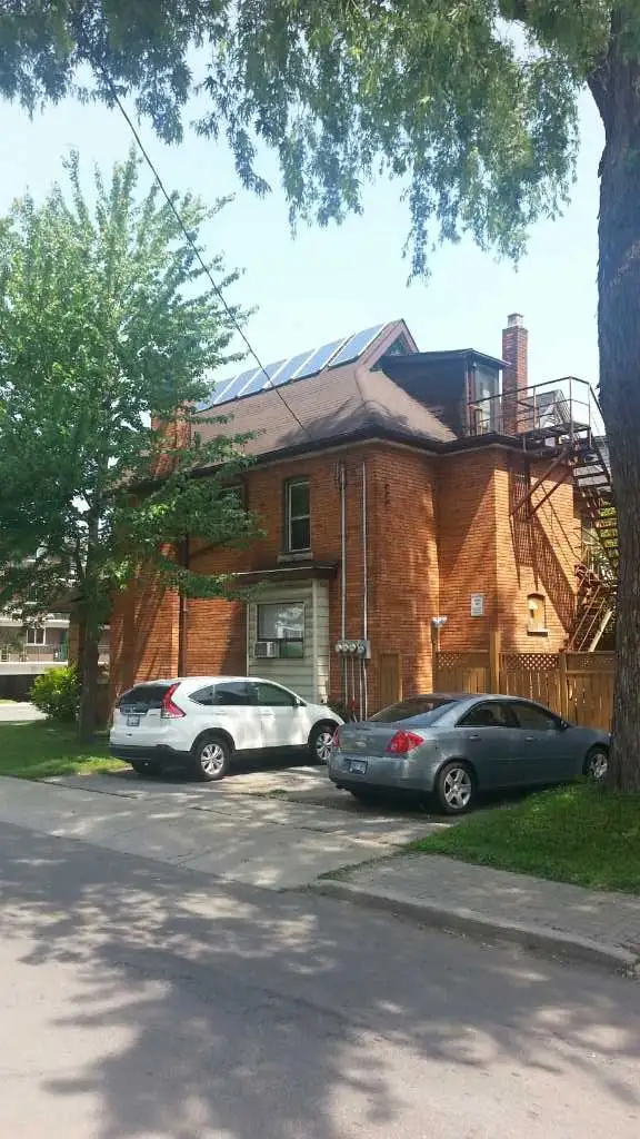 $700 - 2 Cozy Rooms | May 1st