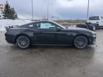 2026 Ford Mustang GT Fastback 6 SPEED MANUAL - Photo 4