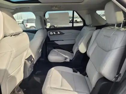 2026 Ford Explorer Platinum 4WD - Photo 8