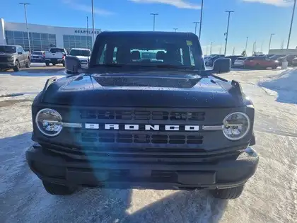 2026 Ford Bronco Base 2 Door 4x4 7 SPEED MANUAL - Photo 2