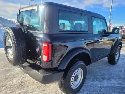 2026 Ford Bronco Base 2 Door 4x4 7 SPEED MANUAL - Photo 5