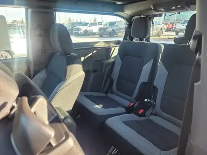 2026 Ford Bronco Base 2 Door 4x4 7 SPEED MANUAL - Photo 7