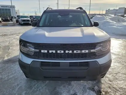 2026 Ford Bronco Sport Outer Banks 4x4 - Photo 2