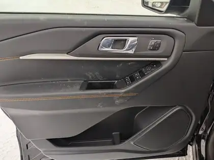 2026 Ford Explorer Tremor 4WD - Photo 10