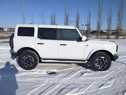 2026 Ford Bronco Outer Banks 4 Door 4x4 - Photo 4