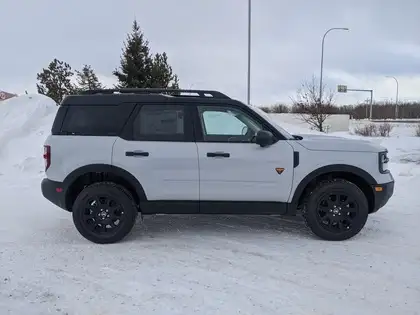 2026 Ford Bronco Sport Badlands 4x4 - Photo 4