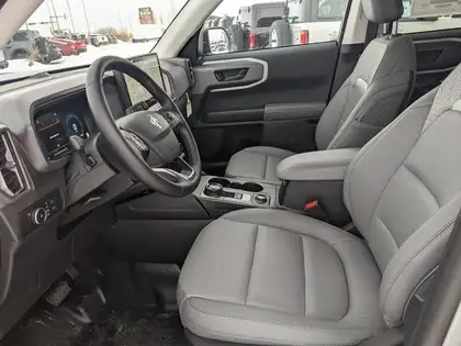 2026 Ford Bronco Sport Badlands 4x4 - Photo 11