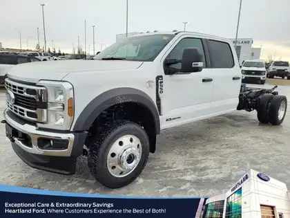 2026 Ford Super Duty F-550 DRW XLT 4WD Crew Cab 203 WB 84 CA