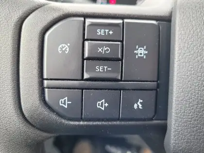 2026 Ford Super Duty F-550 DRW XLT 4WD Crew Cab 203 WB 84 CA - Photo 14