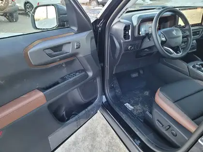 2026 Ford Bronco Sport Outer Banks 4x4 - Photo 9