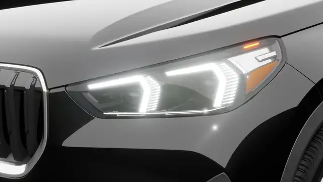 2026 BMW X1 xDrive28i | Premium Essentiel | Noir Saphir - Photo 6