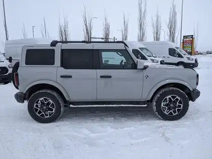 2026 Ford Bronco Outer Banks 4 Door 4x4 - Photo 4