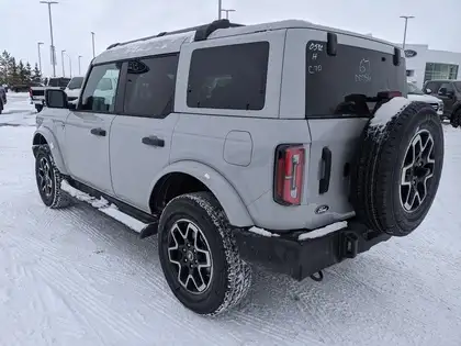 2026 Ford Bronco Outer Banks 4 Door 4x4 - Photo 6