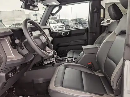 2026 Ford Bronco Outer Banks 4 Door 4x4 - Photo 11