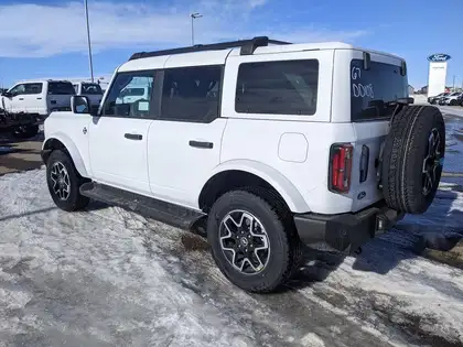 2026 Ford Bronco Outer Banks 4 Door 4x4 - Photo 6