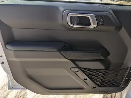 2026 Ford Bronco Outer Banks 4 Door 4x4 - Photo 9