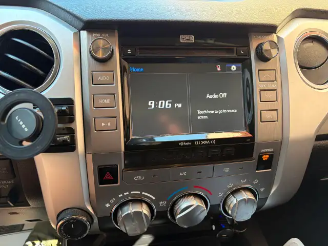 2016 Toyota Tundra SR5 - Photo 9