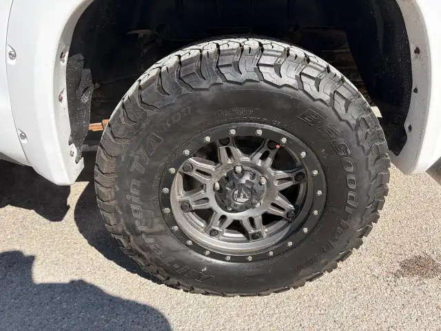 2016 Toyota Tundra SR5 - Photo 17