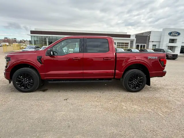 2026 Ford F-150 XLT - Photo 2