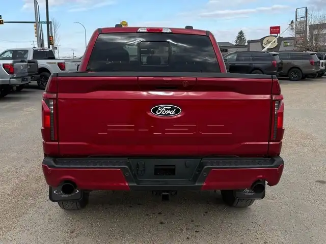 2026 Ford F-150 XLT - Photo 4