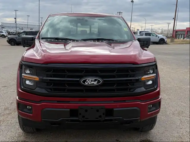 2026 Ford F-150 XLT - Photo 9