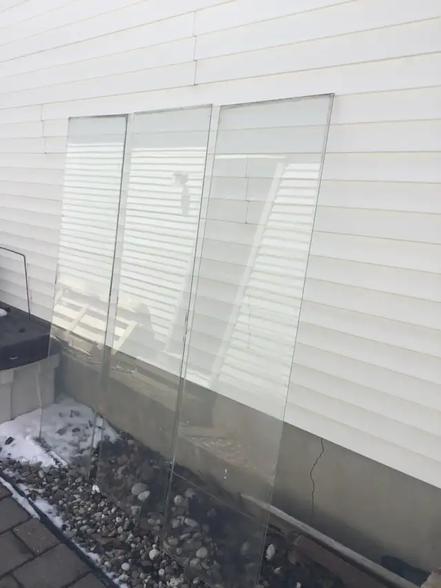 3 Glass Panels 62'x17 3/8'x1/8' Thick $20 EACH - Photo 3