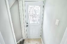 Gorgeous 1-bedroom 1-bathroom Basement Apartment - Photo 3