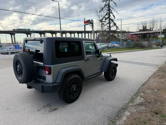 2013 JEEP WRANGLER 1941 EDITION TRAIL RATED 4X4 6Spd MANUAL A/C - Photo 3
