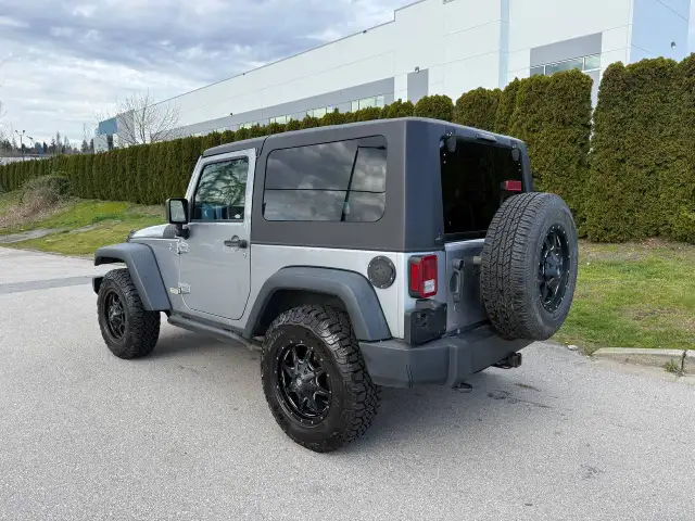 2013 JEEP WRANGLER 1941 EDITION TRAIL RATED 4X4 6Spd MANUAL A/C - Photo 4