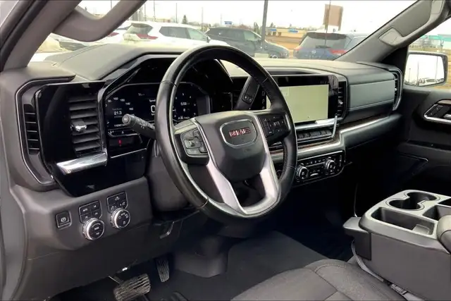 2024 GMC Sierra 1500 4WD SLE - Photo 13