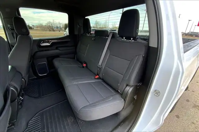2024 GMC Sierra 1500 4WD SLE - Photo 24